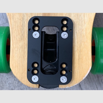 Baseplate on a drop-through deck by Dario Weishaupt
